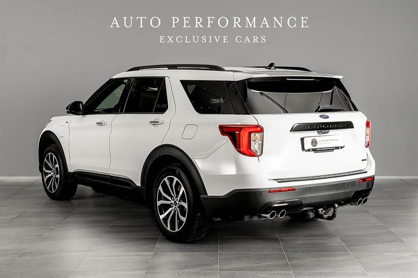 Bild 2 av Ford Explorer Plug-In Hybrid ST-Line 7-sits 457hk / Hemleverans /