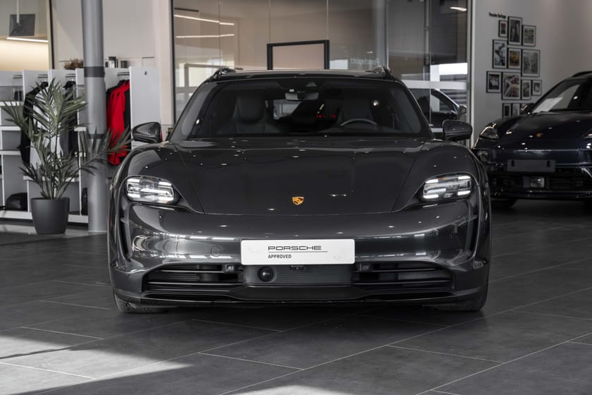 Bilde 3 av Porsche Taycan 4 Cross Turismo BOSE®,HUD,360,Adap.Cruise+++