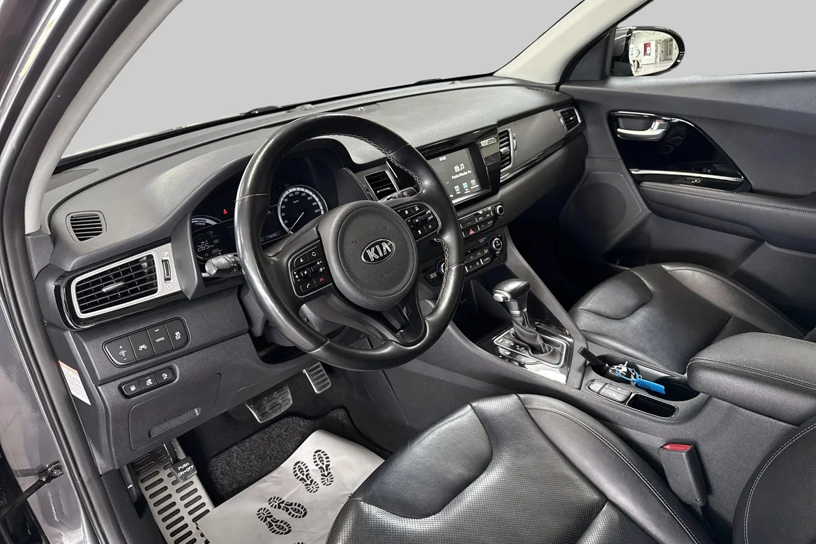 picture of a car