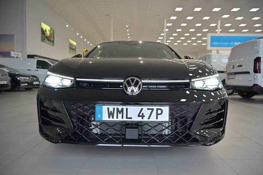 Bild 3 av Volkswagen Passat Sportscombi 2.0 TDI 4M 193 hk *Black Edition*