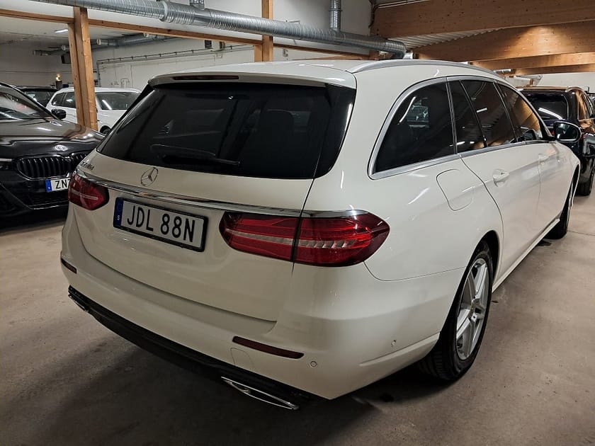 Bild 4 av Mercedes-Benz E 220 T d KOMBI CDI 194HK SE-Edition