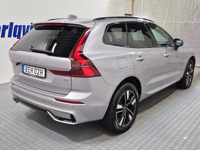 Bild 4 av Volvo XC60 T6 Recharge Plus Dark plug in AWD 350HK 4x4 Läder
