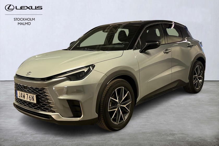 Bild 1 av Lexus LBX Emotion Tech Skinn Backkamera Värmare