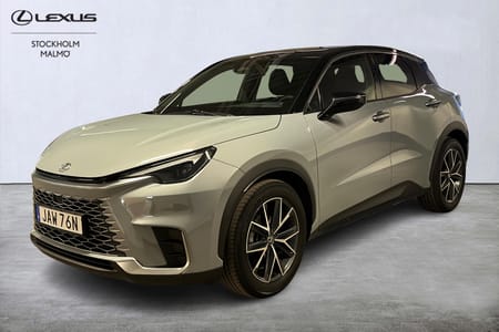 Lexus LBX Emotion Tech Skinn Backkamera Värmare