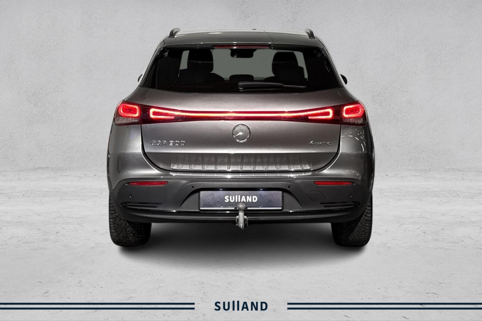 Thumnail bilde 3 av Mercedes-Benz EQA 300 4MATIC