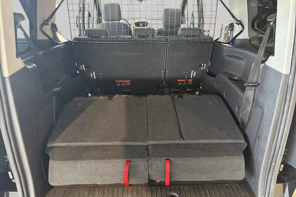 picture of a car