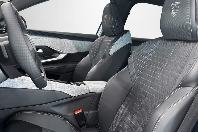 Bild 5 av Peugeot 3008 HYBRID 136 INKL SERVICE GT Edition 145hk