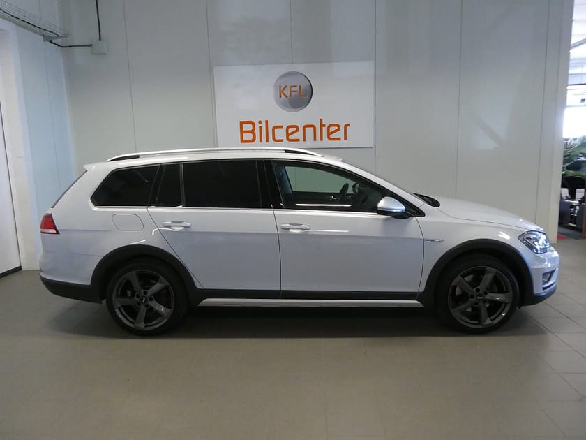 Bild 3 av Volkswagen Golf Alltrack 1.8 TSI 4M Drag-M-värmare-Massage-Carplay-SoV