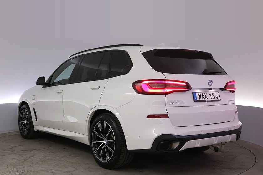 Bild 4 av BMW X5 xDrive45e iPerformance M-sport Drag AdapFarth Komfortstol Adap.LED