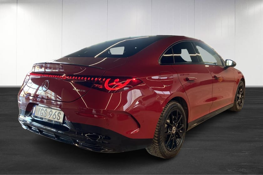 Bild 4 av Mercedes-Benz CLA 350 4MATIC AMG Line Plus / Panorama / KeyLess / Distronic / V-Hjul Dubb