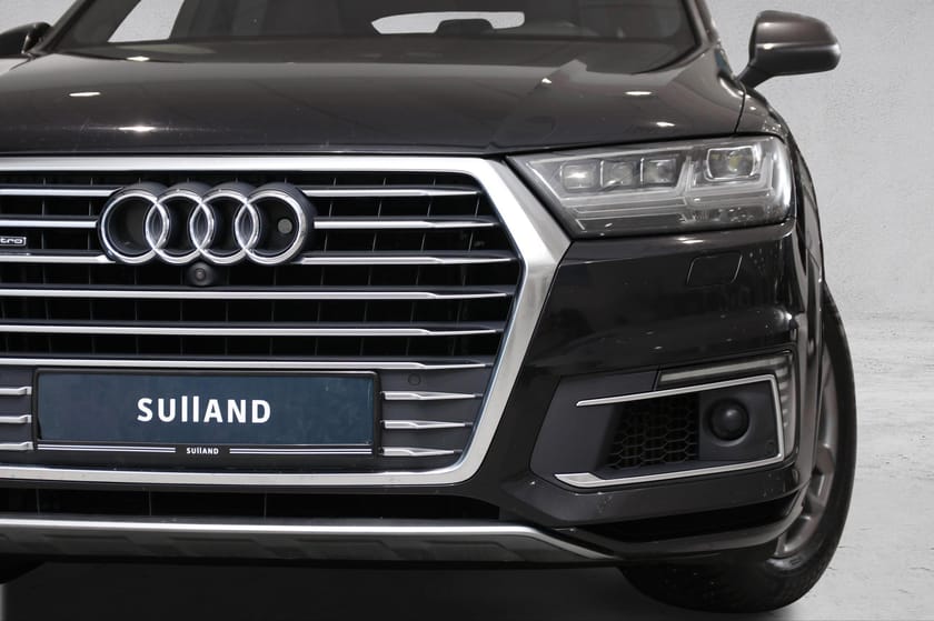 Bilde 4 av Audi Q7 e-Tron S-LINE | LED MATRIX | LUFT | NIGHTVISION | BOSE