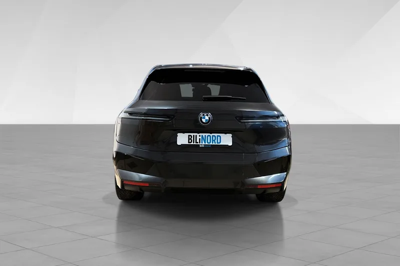 BMW iX xDrive40 bilde 5