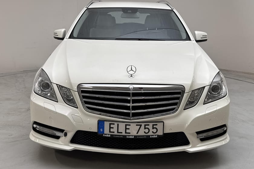 Bild 5 av Mercedes-Benz E 350 T CDI 4MATIC BE Kombi (265hk) Avantgarde Drag