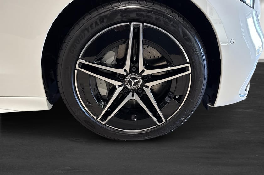 Bild 5 av Mercedes-Benz C 300 T de 4MATIC 4 MATIC AMG Advanced Edition Kombi