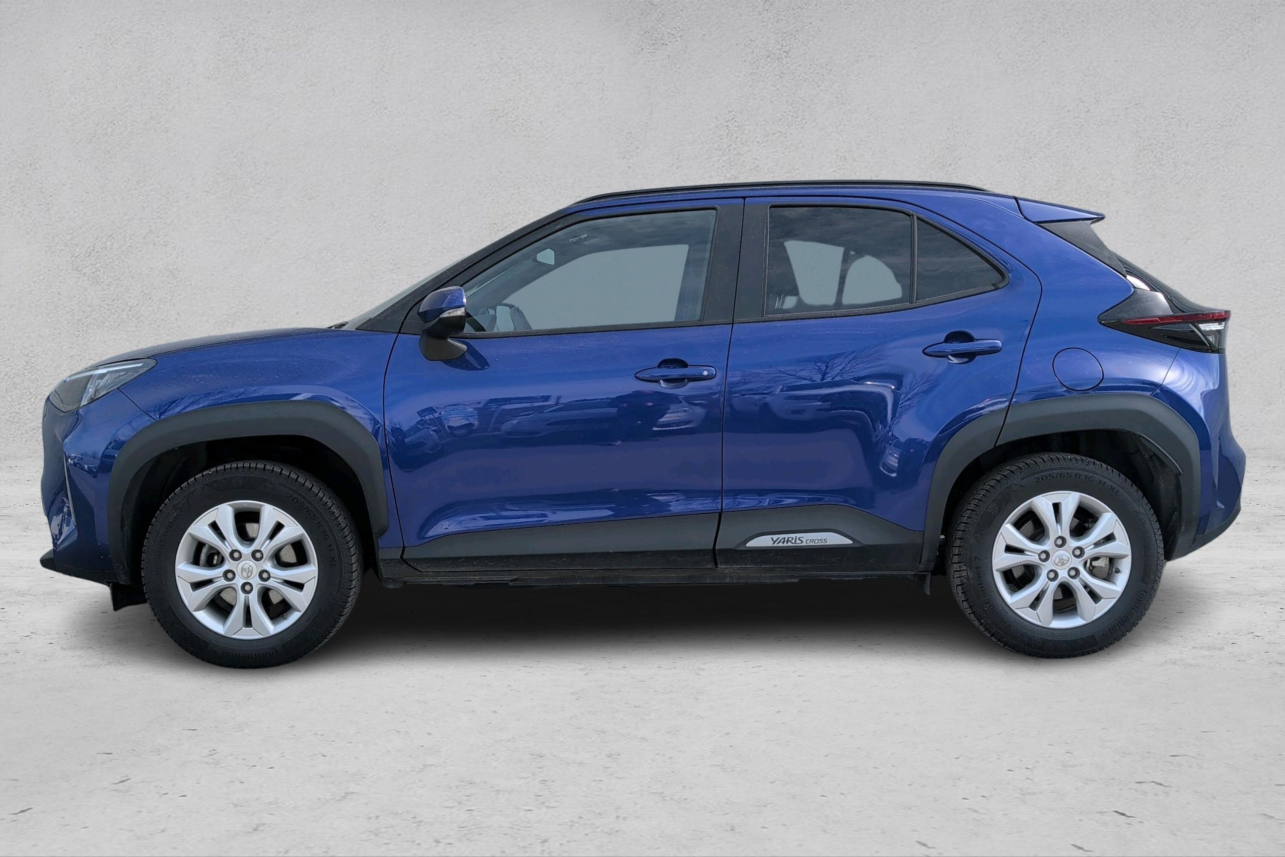 Thumnail bilde 1 av Toyota Yaris Cross Hybrid 115 AWD-i