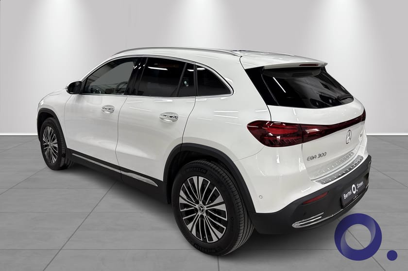 Bilde 3 av Mercedes-Benz EQA 300 4MATIC 4 Matic Advanced pakke/Progressive, Panoramatak