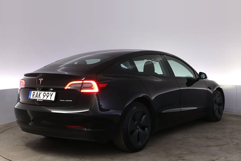 Bild 5 av Tesla Model 3 Long Range AWD Autopilot Panorama
