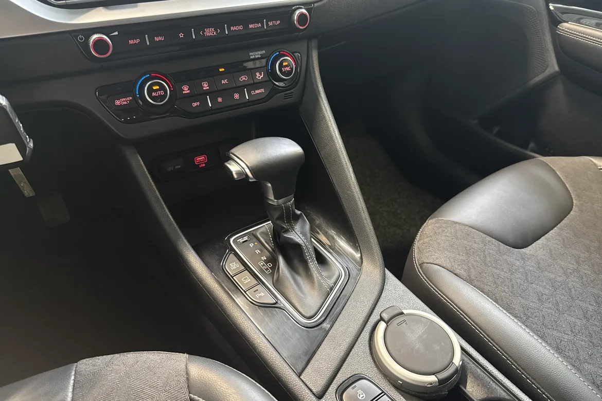 picture of a car