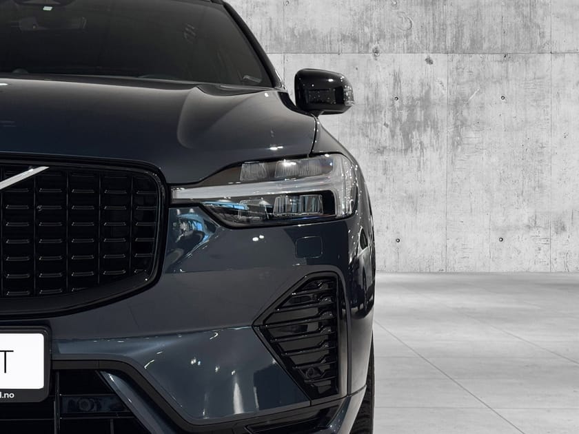 Bilde 4 av Volvo XC60 Recharge T6 R-Design B&W|TONEDE|PANO|8år*