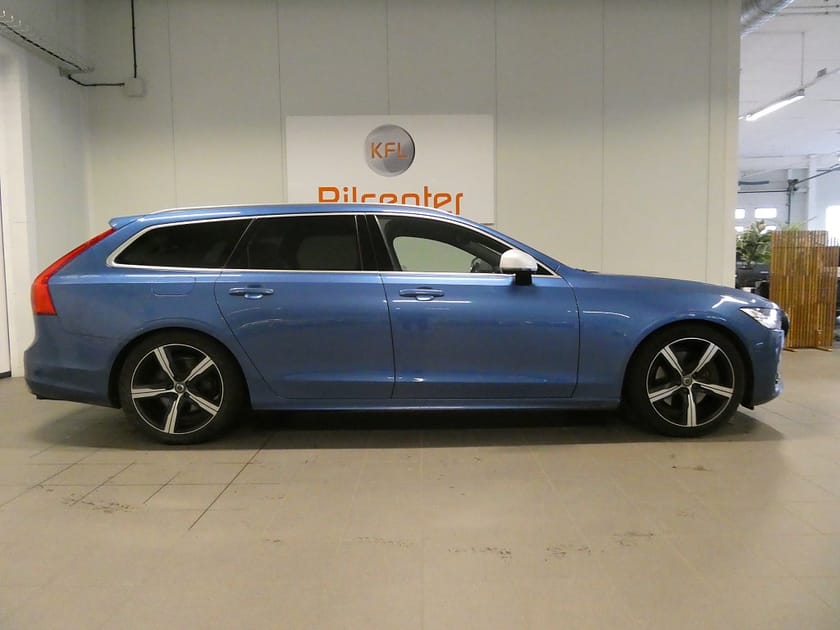 Bild 5 av Volvo V90 T4 R-Design Aut-Skinn-VOC-Värm-Nyservad-SoV