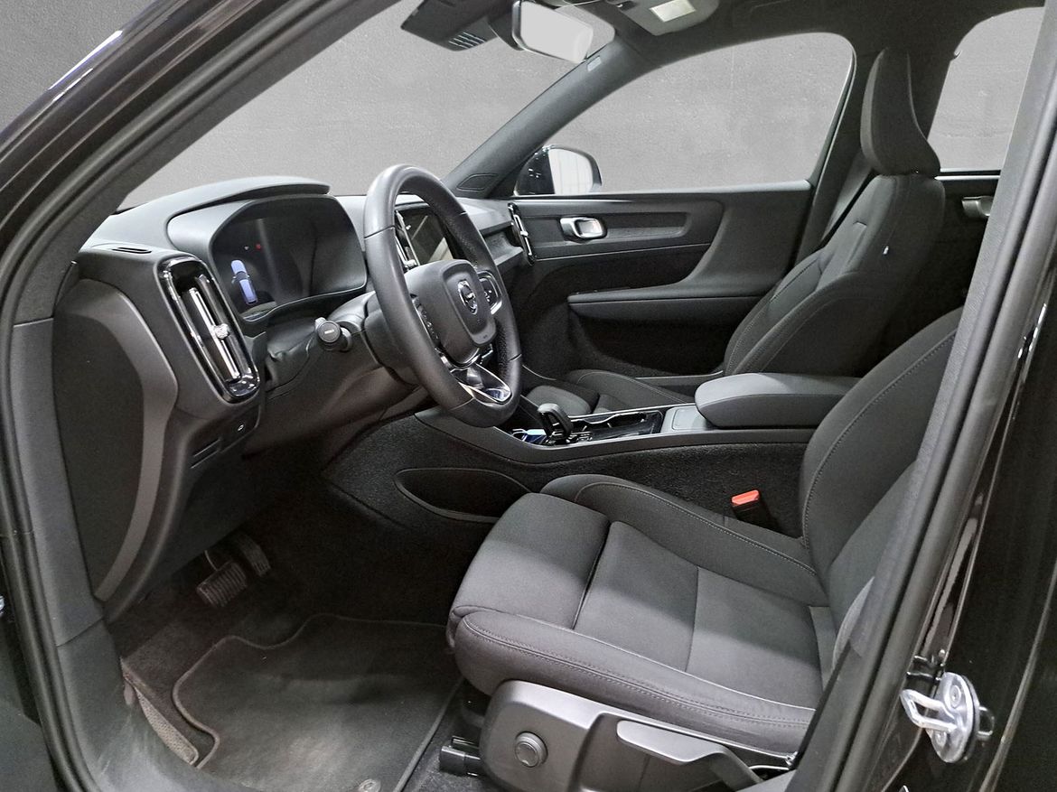 Volvo XC40 2023 - miniatyr 5