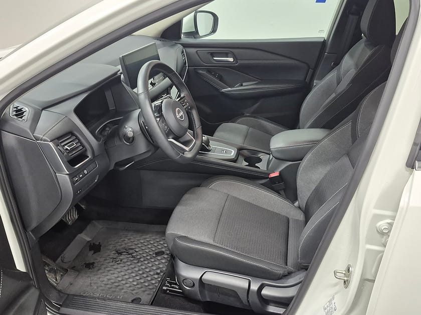 Bild 2 av Nissan Qashqai 1.3 DIG-T 158HK XTRONIC N-Connecta