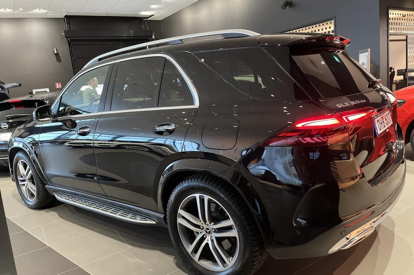 Bild 3 av Mercedes-Benz GLE 350 de 4MATIC AMG Line SoV Panorama Dragkrok
