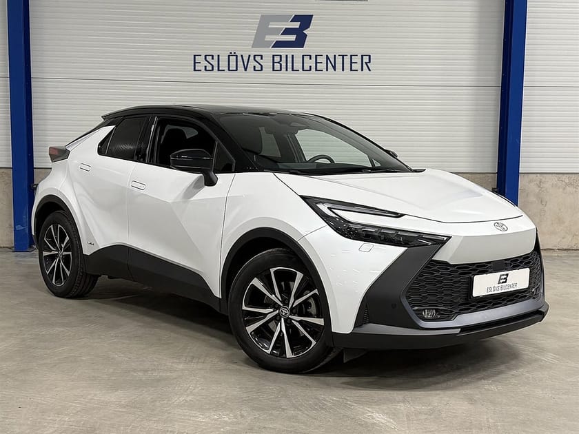 Bild 1 av Toyota C-HR Hybrid AWD-i e-CVT 197 HK / Navi / Backkamera /