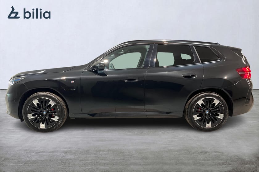 Bild 3 av BMW X3 30e xDrive M Sport Pro / H/K / Adaptiv / Drag / 360 Kamera