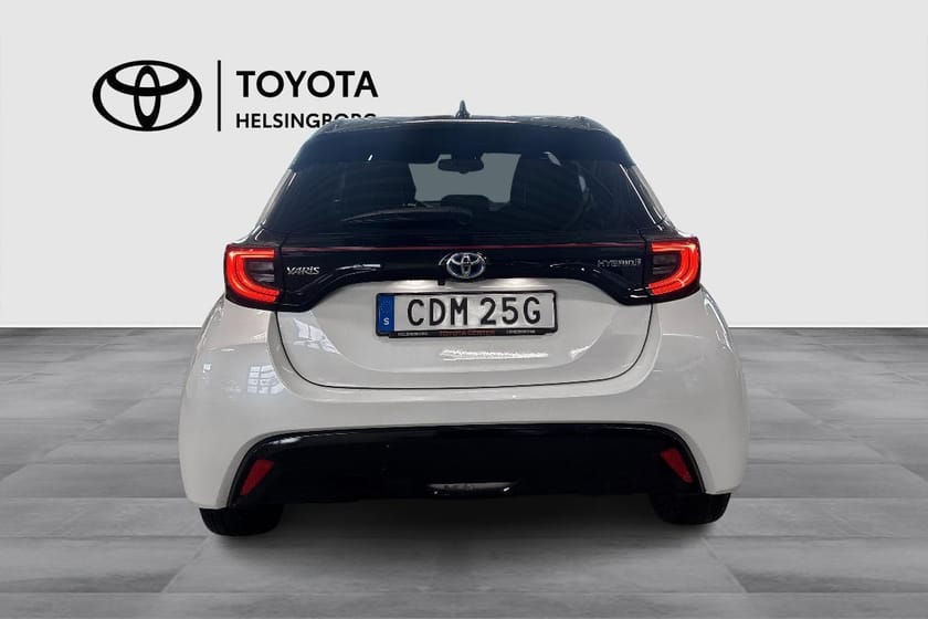 Bild 4 av Toyota Yaris Hybrid Style, JBL, Bitone