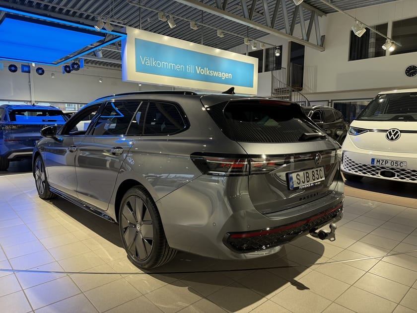 Bild 4 av Volkswagen Passat Variant eHybrid 272 DSG6 R-LINE