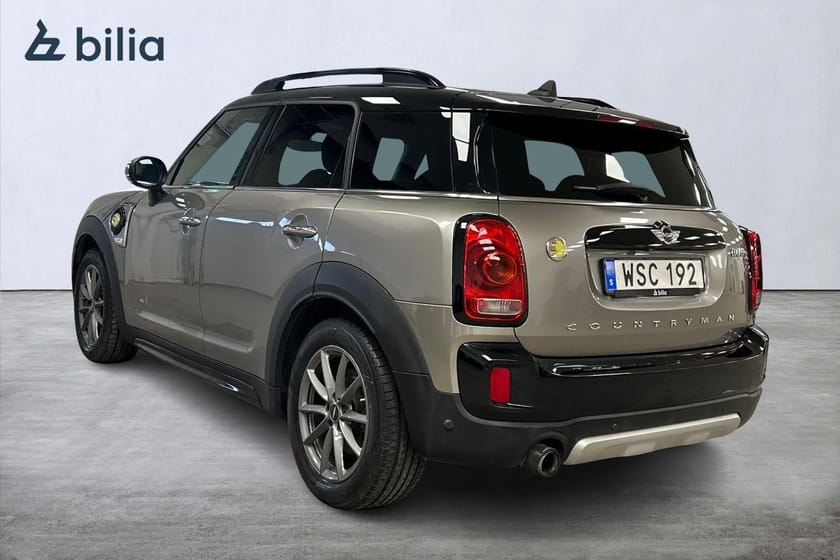 Bild 4 av MINI Countryman Cooper SE ALL4 Pepper JCW H/K Pano Loungepkt