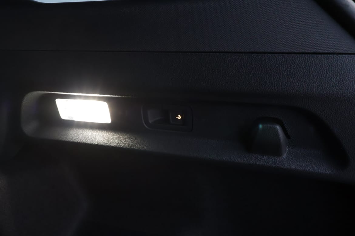 Ford Explorer EV 2024 - miniatyr 9