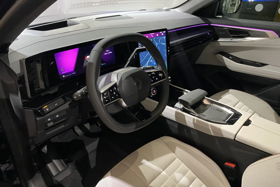 Renault Espace E-TECH