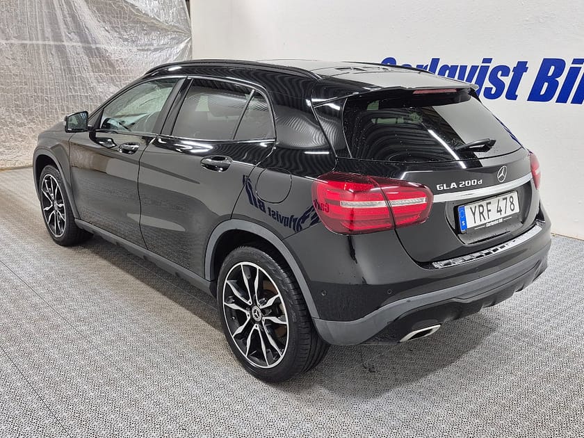 Bild 5 av Mercedes-Benz GLA 200 d AMG CDI 136HK Navi