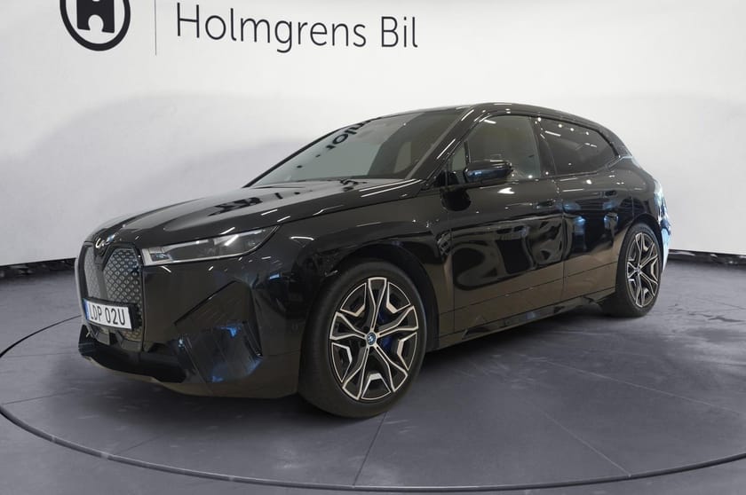 Bild 1 av BMW iX xDrive40 xDrive 40 Exclusive Innovation Pano Drag
