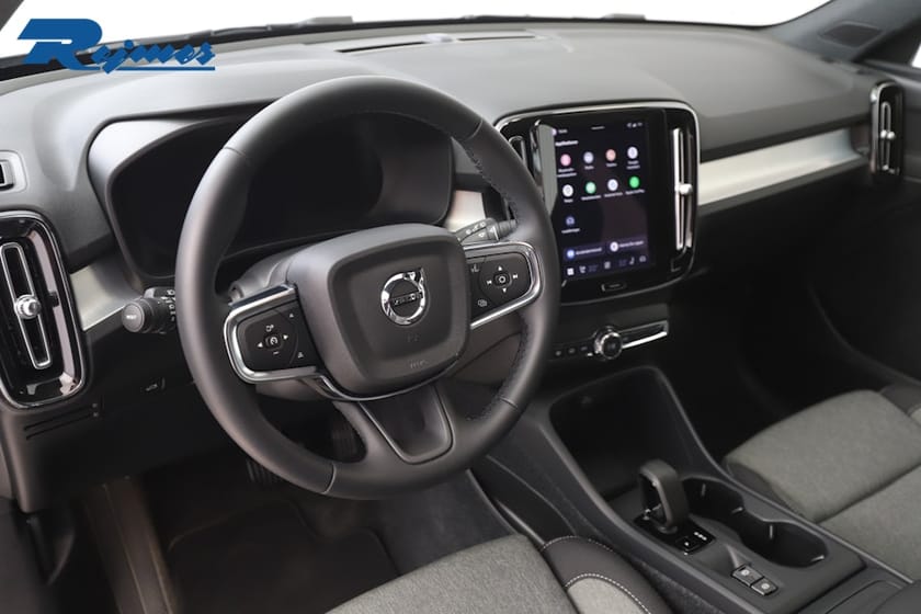 Bild 2 av Volvo XC40 B3 FWD Bensin Core