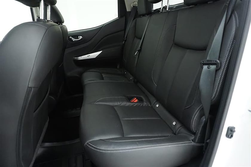 Bild 5 av Nissan Navara Dubbelhytt 2.3 dCi 4WD Aut Diffspärr 190hk Tekna Leasebar