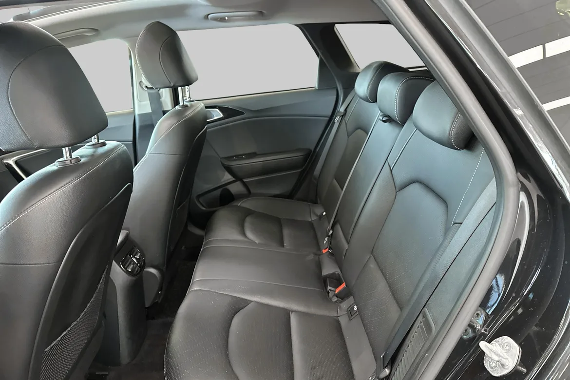 picture of a car