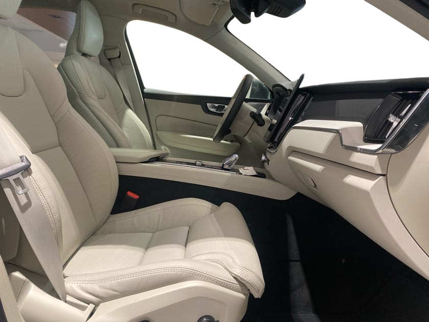 Bild 4 av Volvo XC60 T8 Plus Bright Nordic Edition
