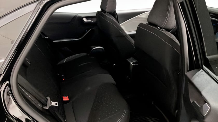 Bild 5 av Ford Puma Gen-E BX726 25.75 168HK