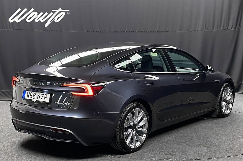 Bild 5 av Tesla Model 3 Long Range AWD Highland /19" Nova /Moms/4.95%