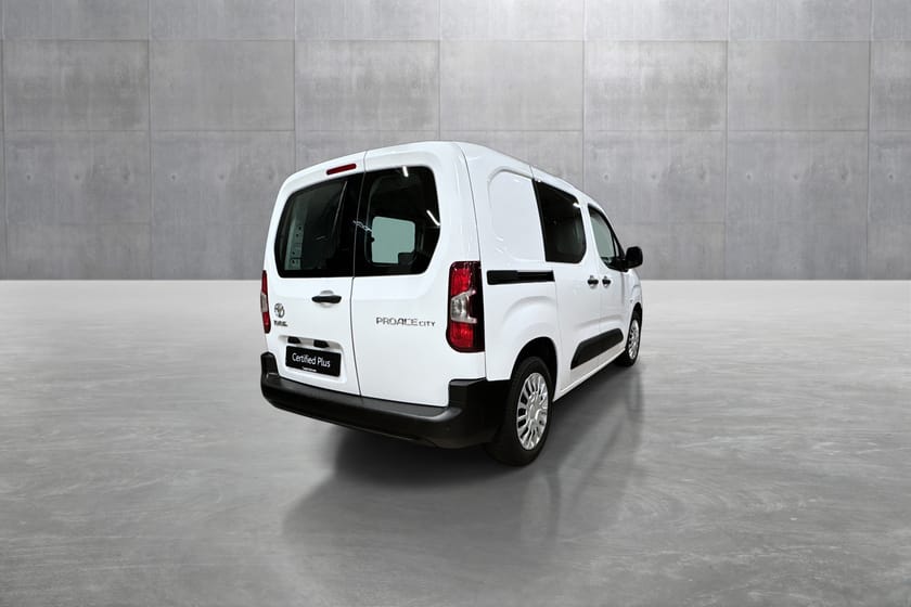Bilde 5 av Toyota ProAce City Kort L1 1.5 Diesel 100 Manuell 6 gir Comf.Fleet Colour