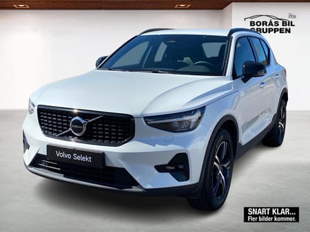 Volvo XC40 B4 FWD Bensin Plus Dark