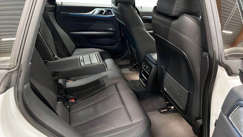 Bild 5 av BMW i4 eDrive40 Gran Coupé M-Sport Rattvärme Sportstol Laserlight Head Up Drag