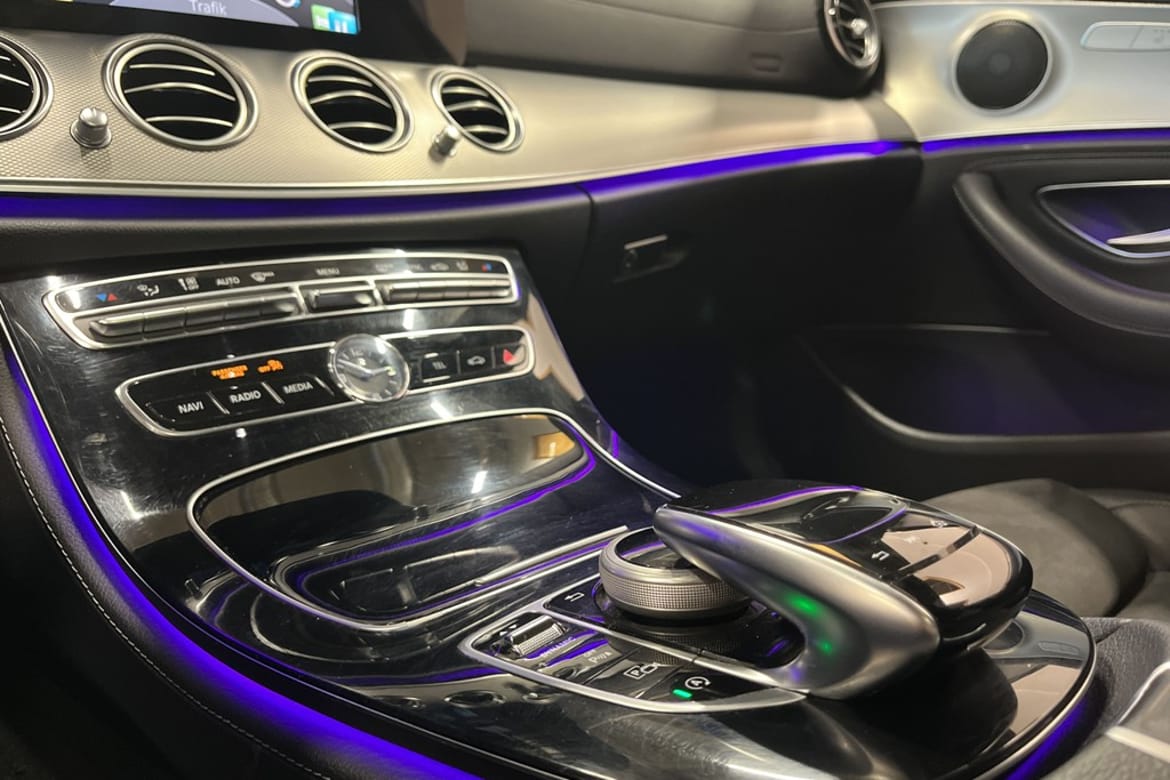 Mercedes-Benz E-Klass 2017 - miniatyr 11