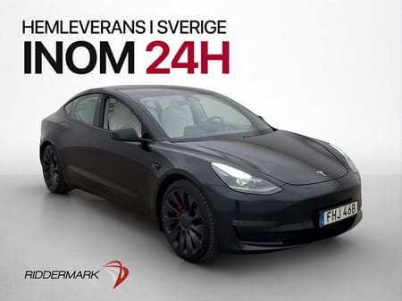 Tesla Model 3 Performance AWD Värmepump Pano Ljus-Interiör