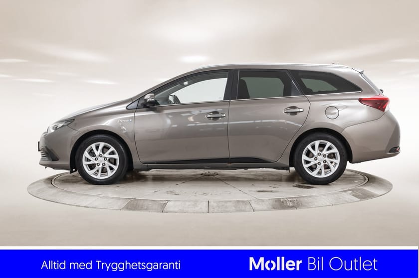 Bilde 2 av Toyota Auris Touring Sports Hybrid 1,8 Active Sport
