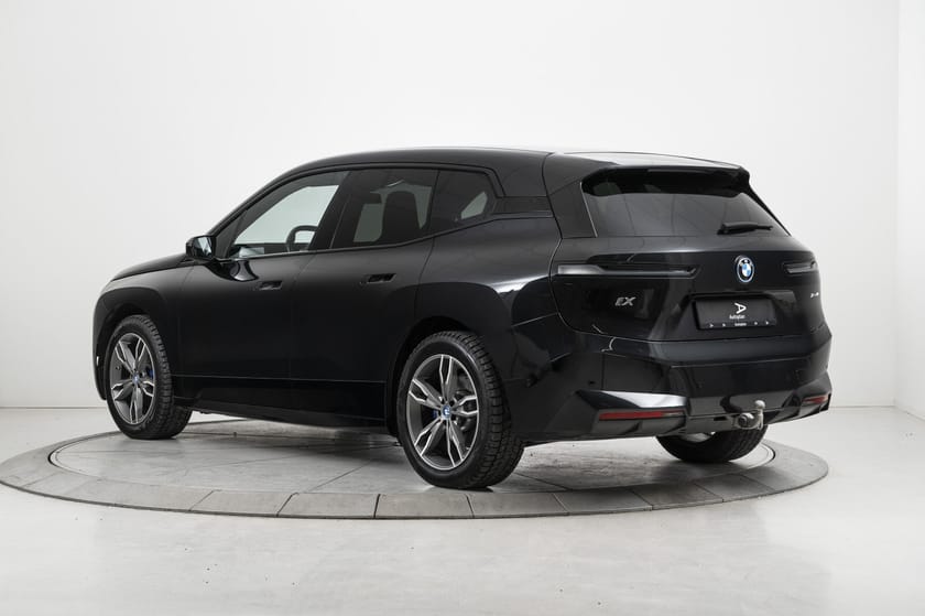 Bilde 5 av BMW iX xDrive50 ACC/Krok/360º/H&K/Massasje/HUD/Comfort