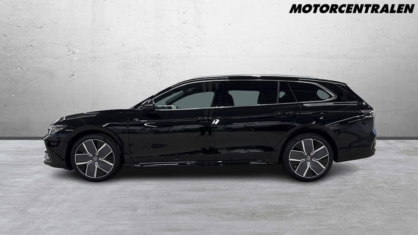 Bild 5 av Volkswagen Passat Sportscombi R-line 2.0 TDI 193 DSG7 4M R-LINE